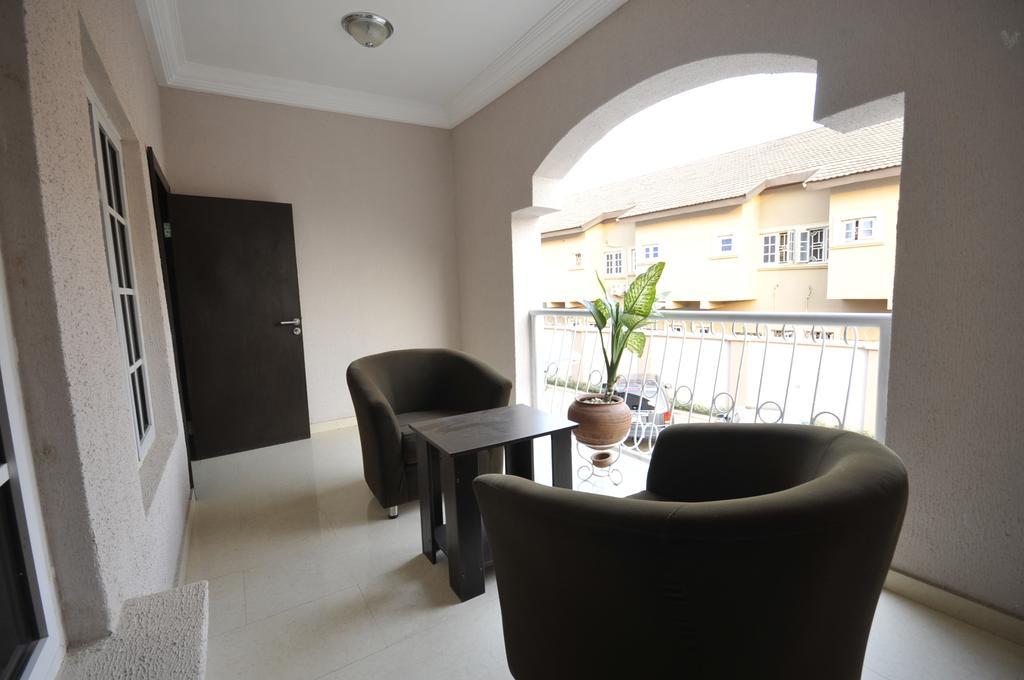 Sheer Luxury Apartments And Suites Αμπούζα Εξωτερικό φωτογραφία