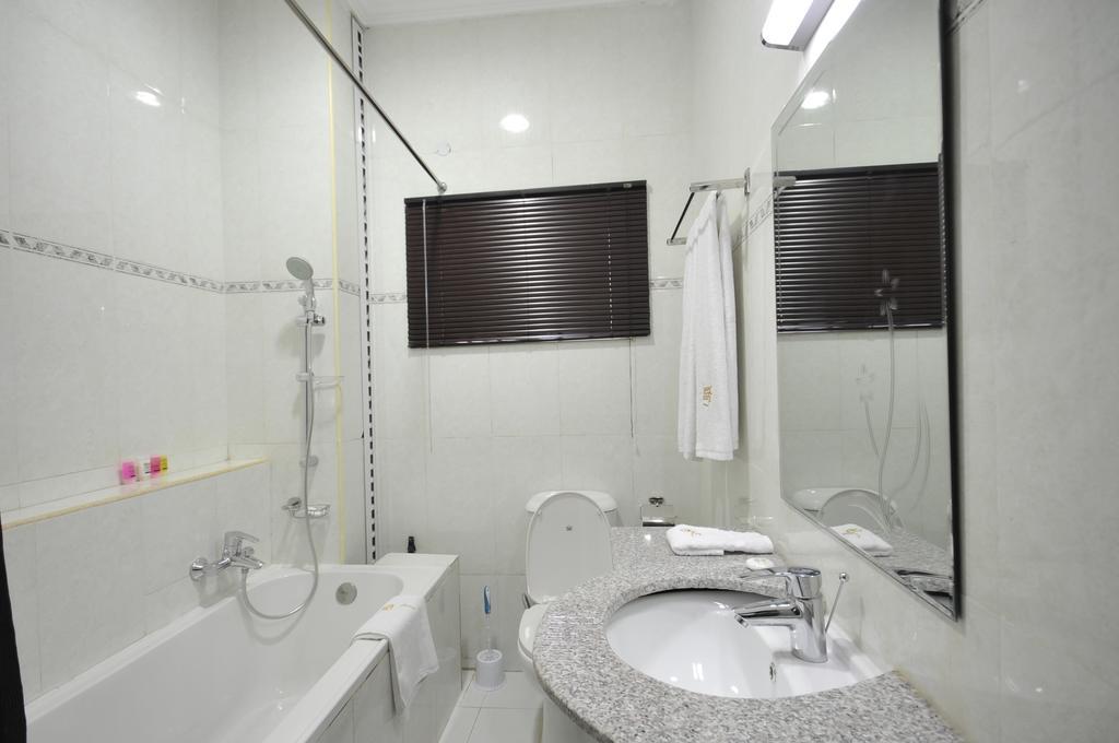 Sheer Luxury Apartments And Suites Αμπούζα Δωμάτιο φωτογραφία
