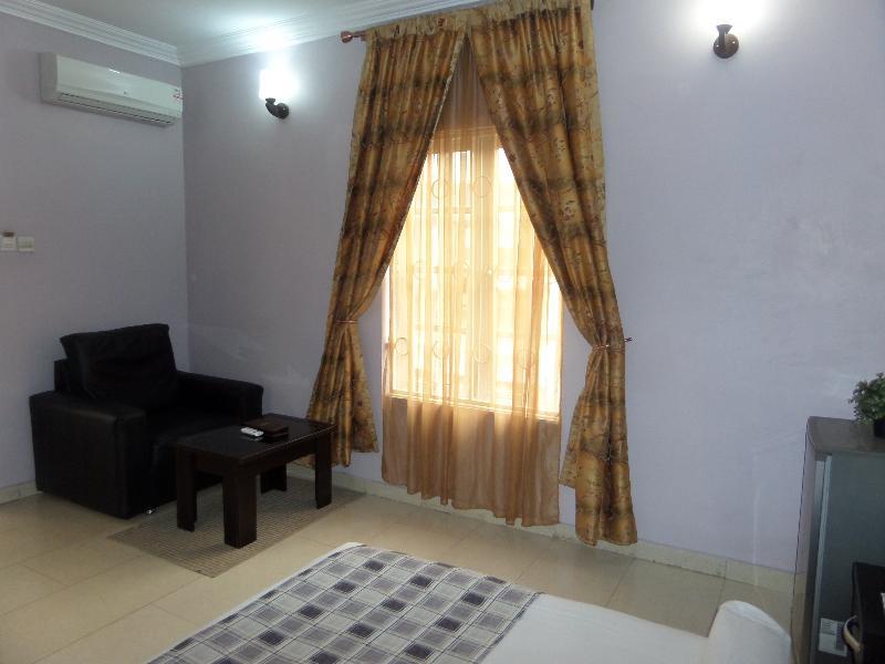 Sheer Luxury Apartments And Suites Αμπούζα Εξωτερικό φωτογραφία
