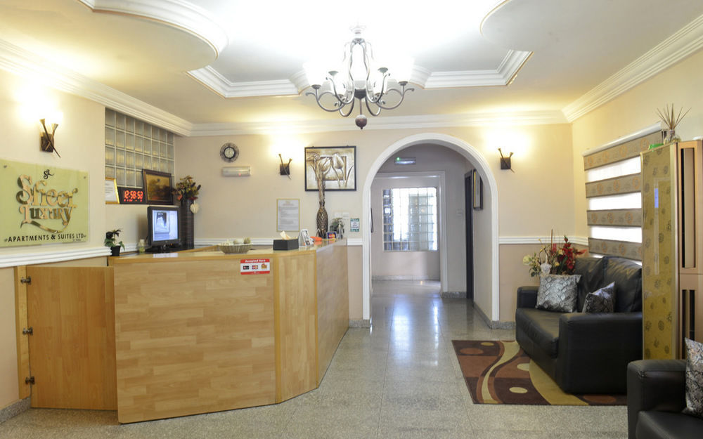 Sheer Luxury Apartments And Suites Αμπούζα Εξωτερικό φωτογραφία
