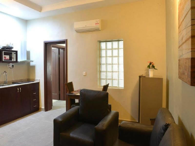 Sheer Luxury Apartments And Suites Αμπούζα Εξωτερικό φωτογραφία